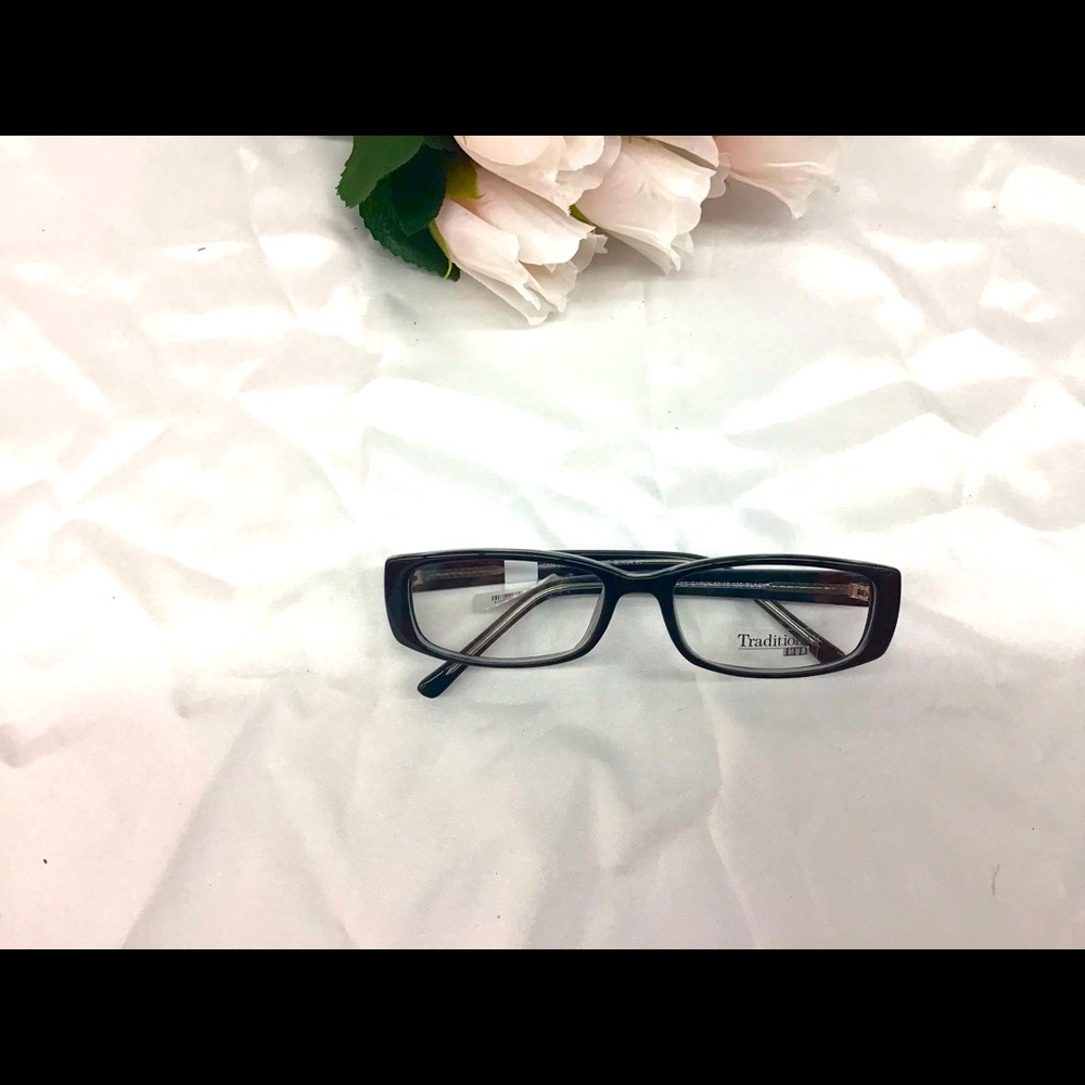 Traditions LTD Frames